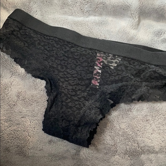 WEAR EVERYWHERE LACE CHEEKSTER - Picture 4 of 4